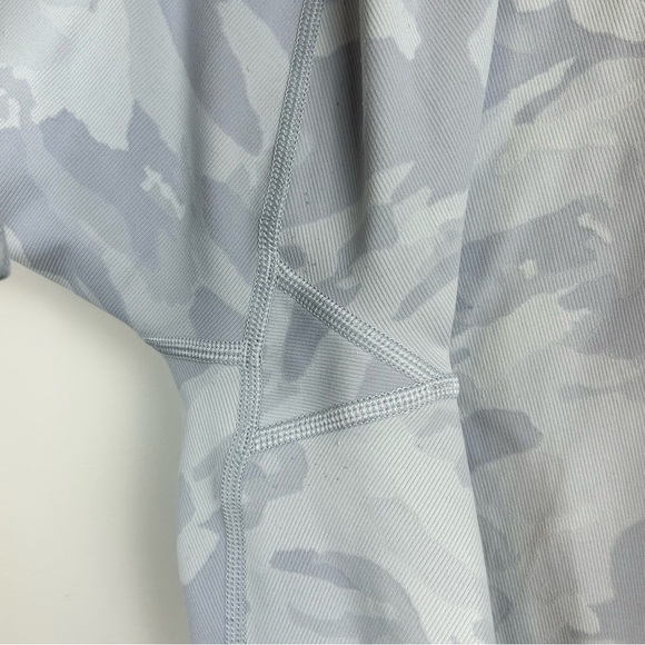 Lululemon Wunder Under High Rise Crop Leggings Alpine White Camo Size 14 - Picture 9 of 10